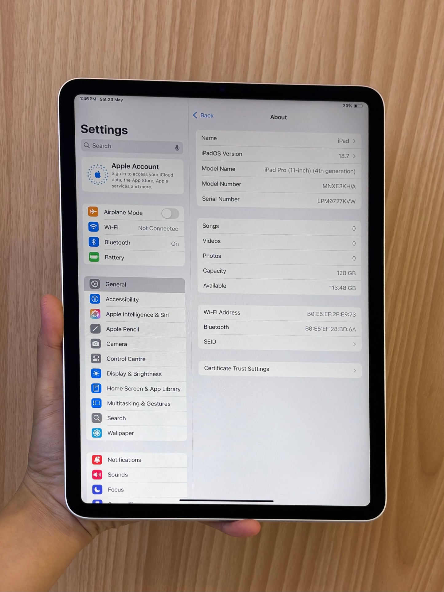 iPad Pro 11-inch 4th Wi-Fi, 128GB (Grade A) *27KVW