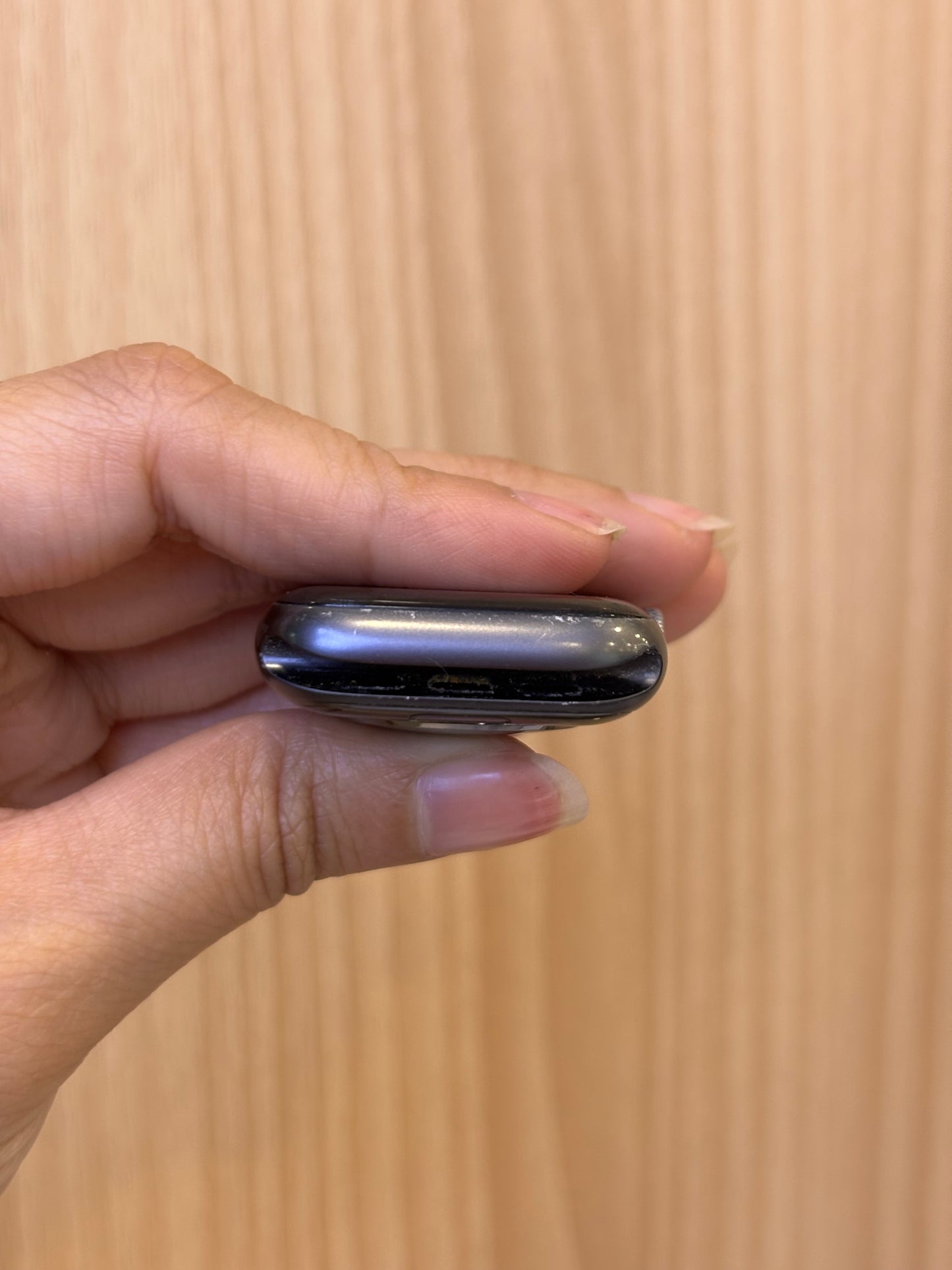 Apple Watch Series 5 (40MM) Cellular, (Grade C) *ZMLD4