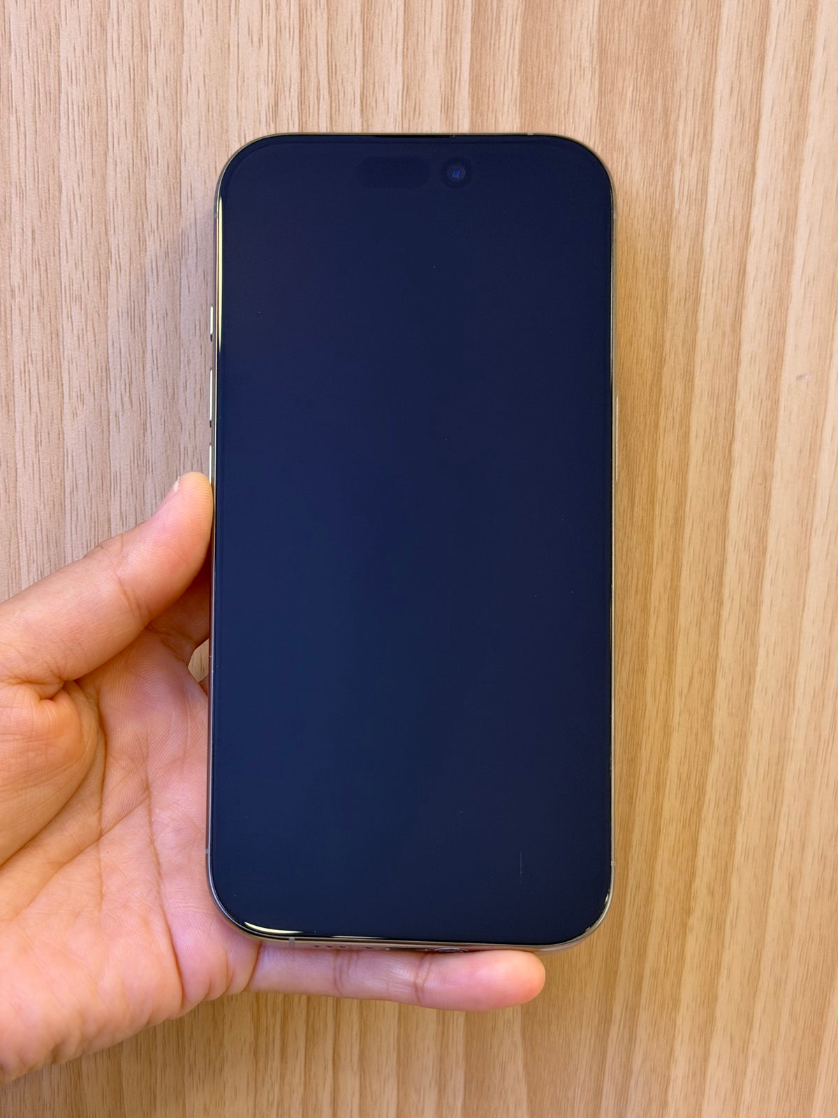 iPhone 16 Pro, 128GB (Grade A) *27375