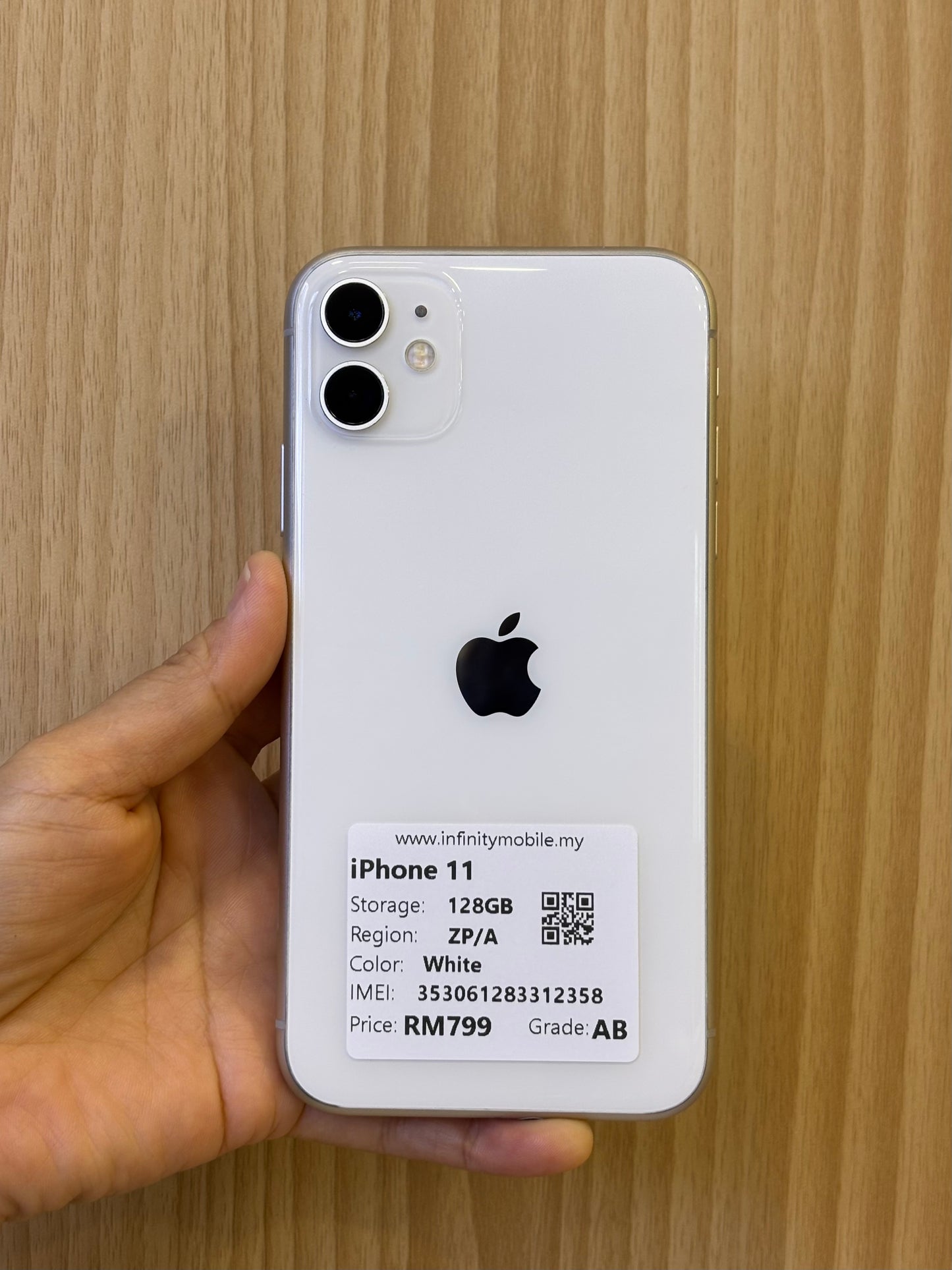 iPhone 11, 128GB (Grade AB) *12358