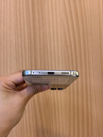Samsung Galaxy Z Flip 5, 256GB *82556