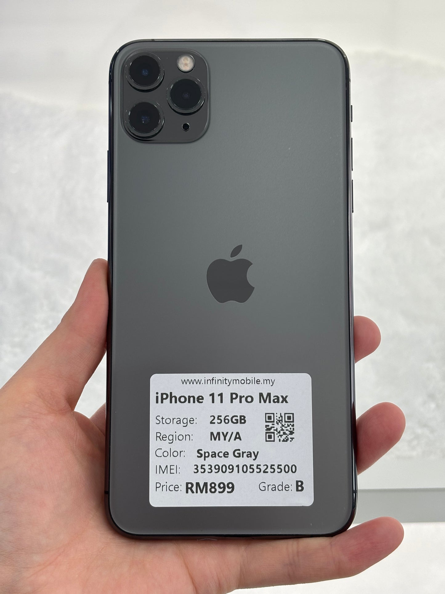 iPhone 11 Pro Max, 256GB (Grade B) *25500