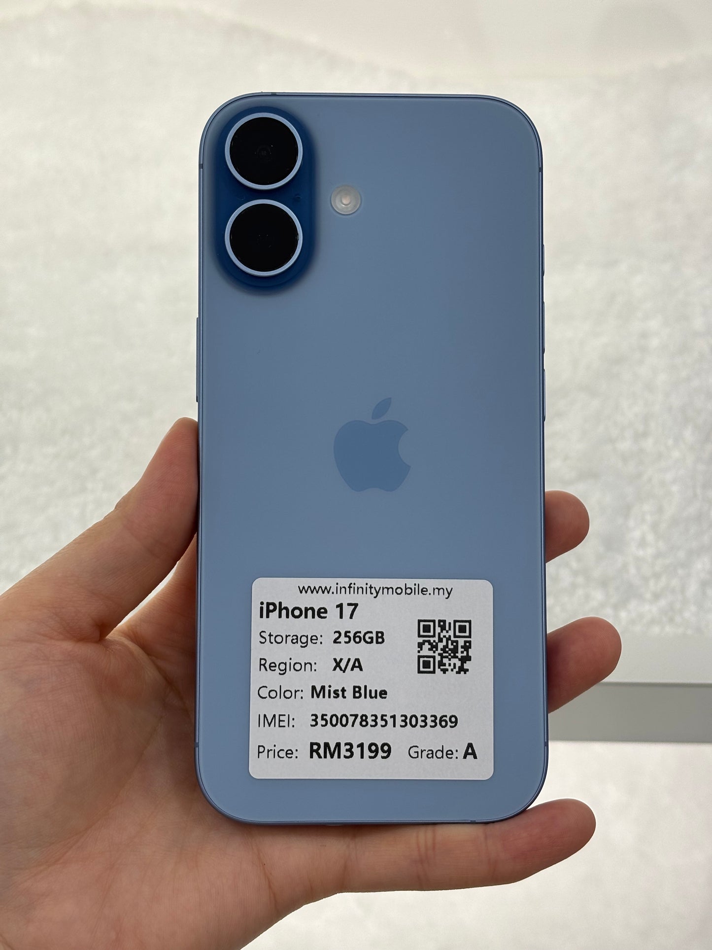 iPhone 17, 256GB (Grade A) *03369