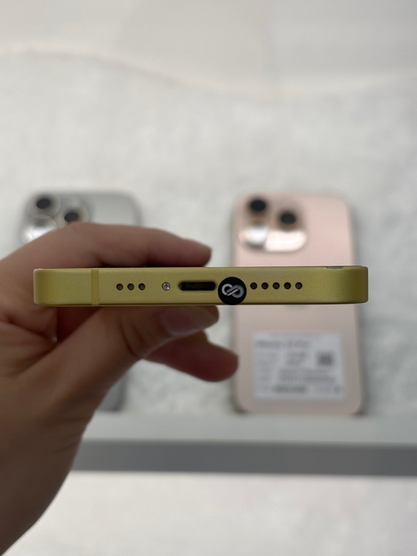 iPhone 14, 256GB (Grade B) *58008