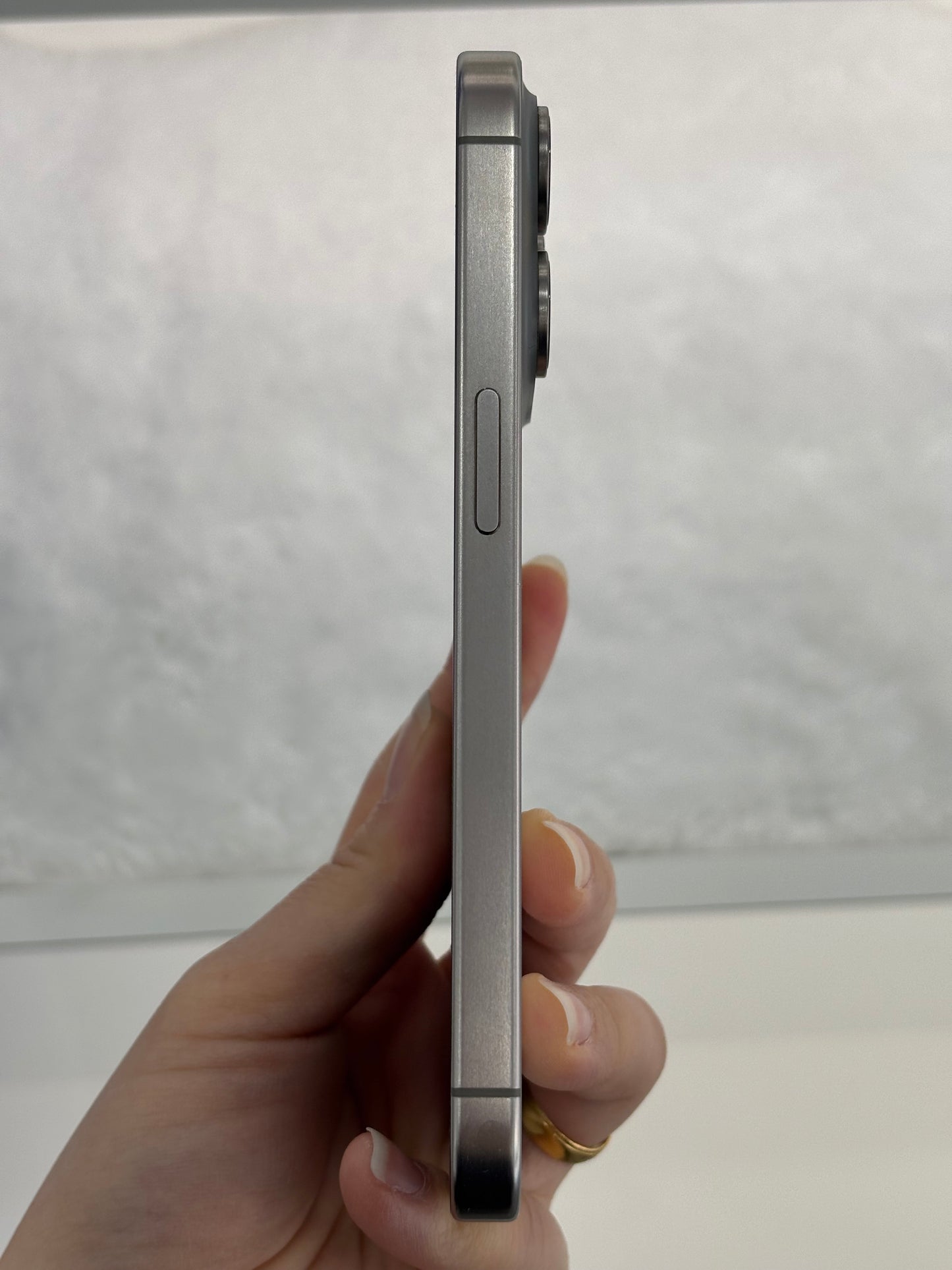 iPhone 15 Pro, 256GB (Grade B) *28777