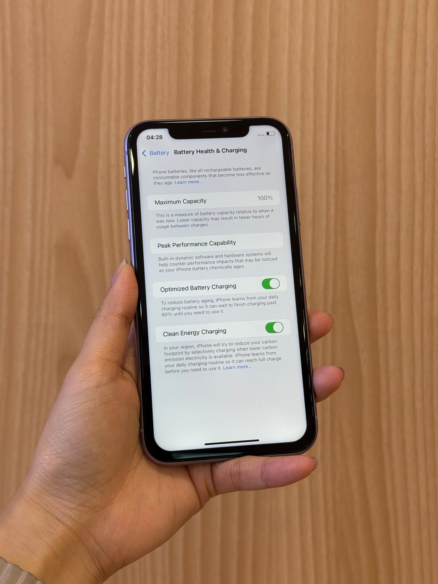iPhone 11 Purple, 128GB (Grade R) *42470