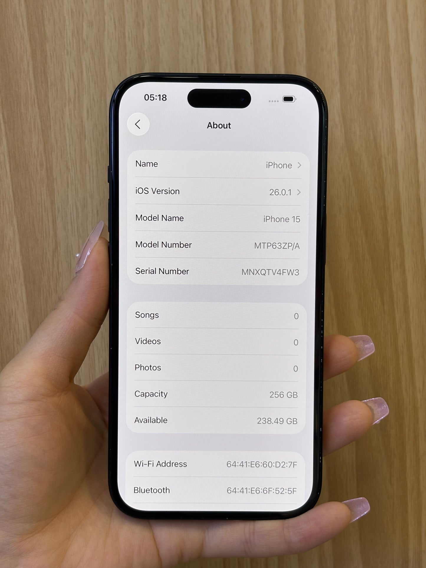 iPhone 15, 256GB (Grade A) *03615