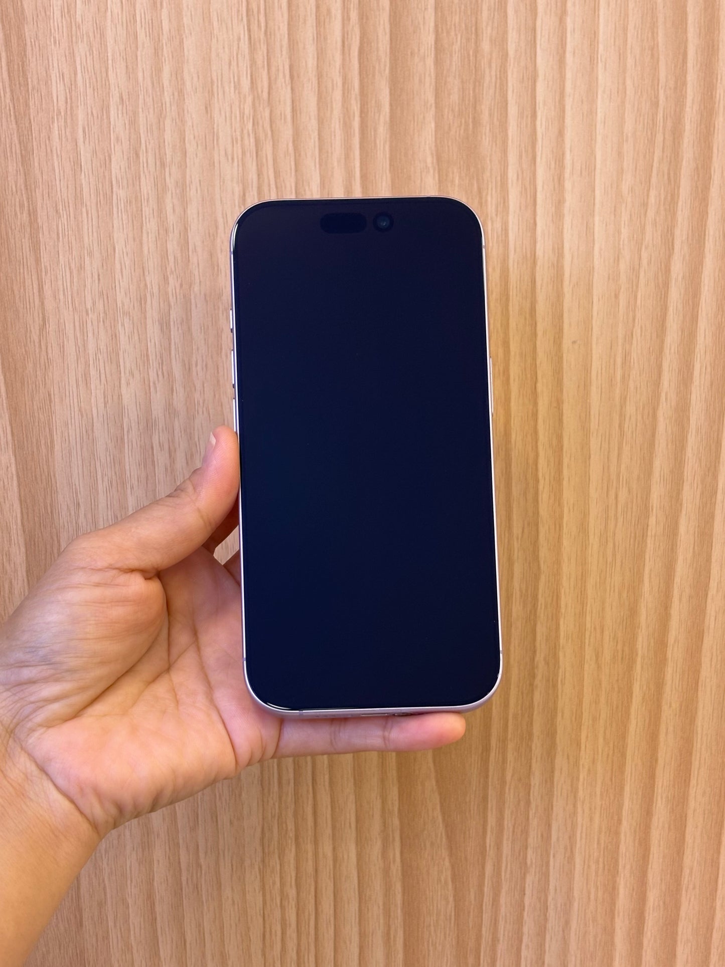 iPhone 17, 256GB (Grade B) *22729