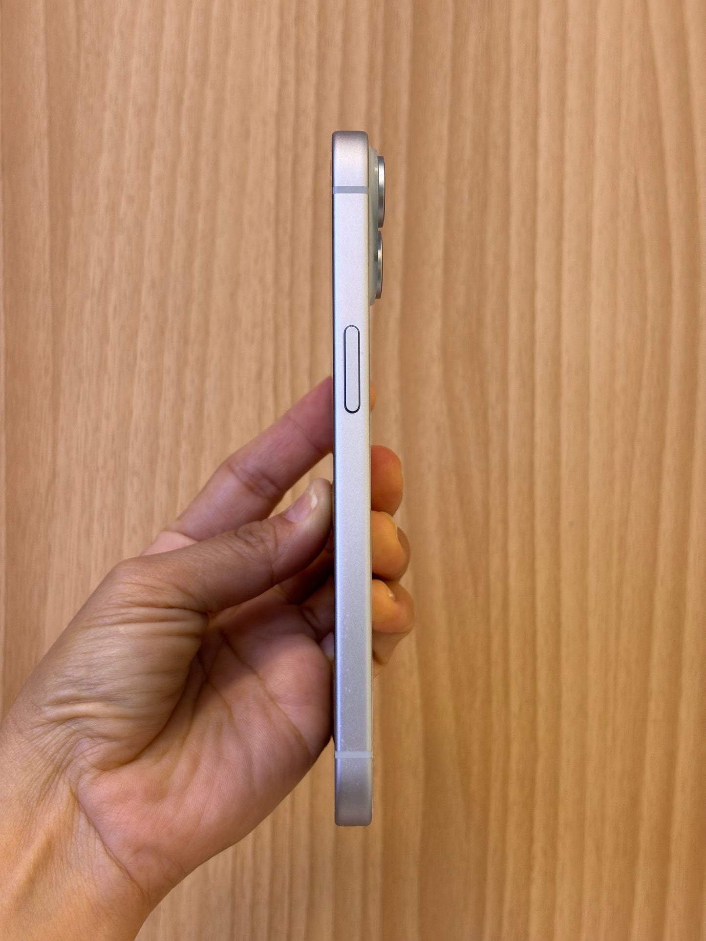 iPhone 15, 128GB (Grade A) *03983