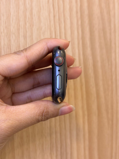 Apple Watch Series 5 (44MM) Cellular, (Grade C) *NMLF0