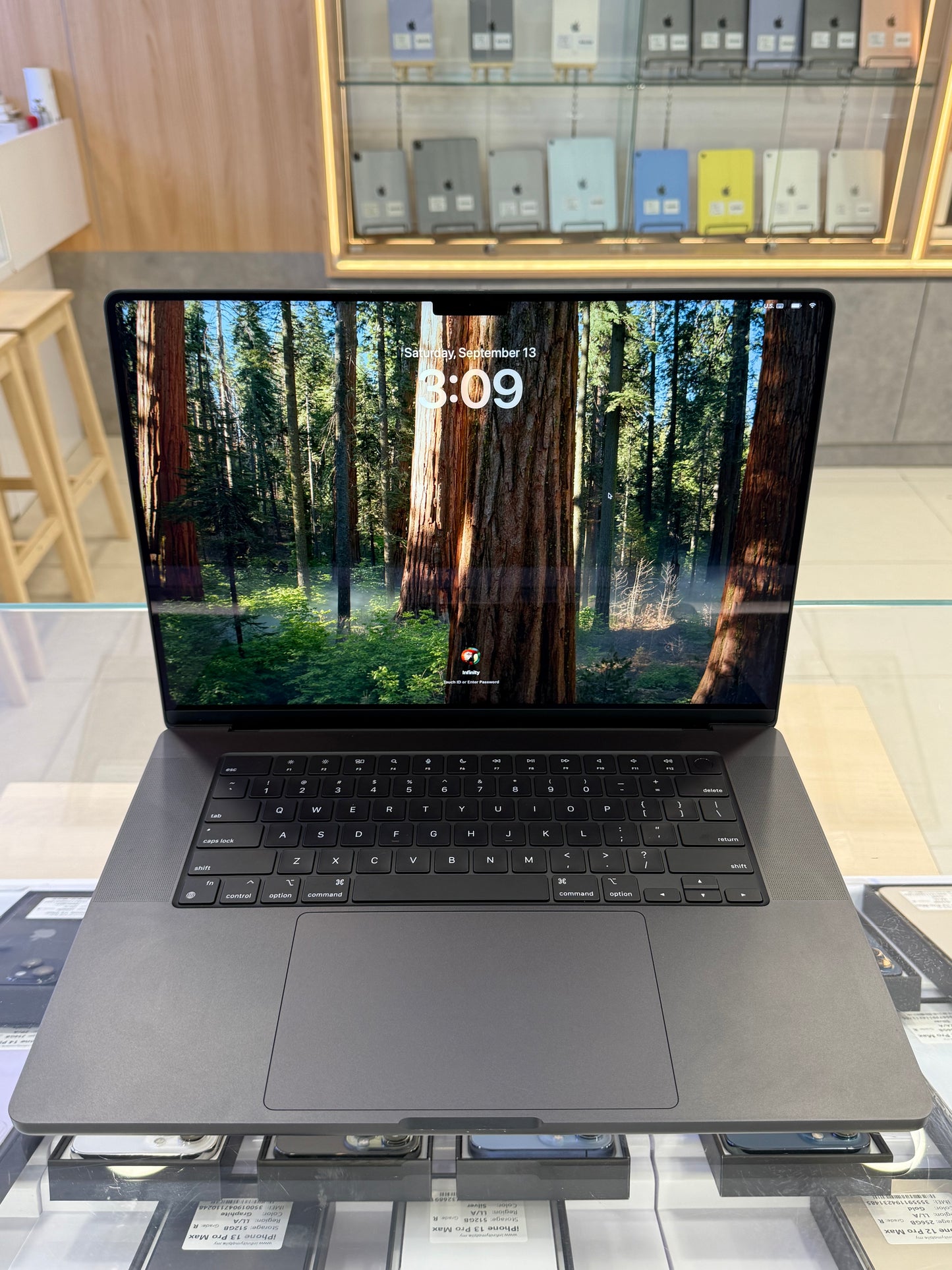 MacBook Pro 16-inch (M3 Pro) 2023, 512GB *D7QYM