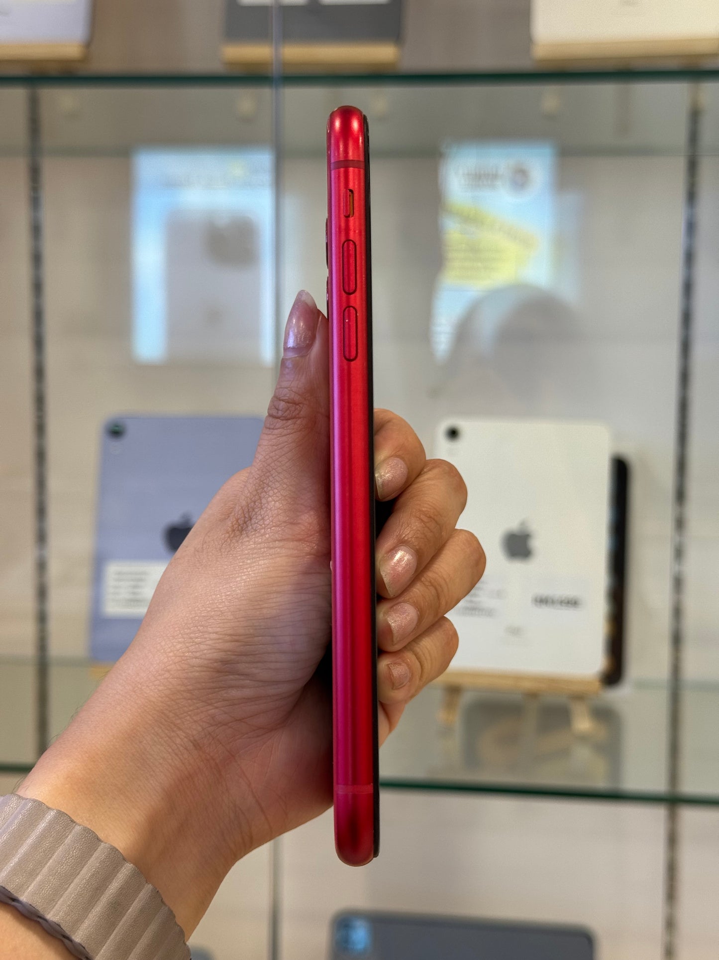 iPhone 11 Red, 128GB (Grade R) *97183