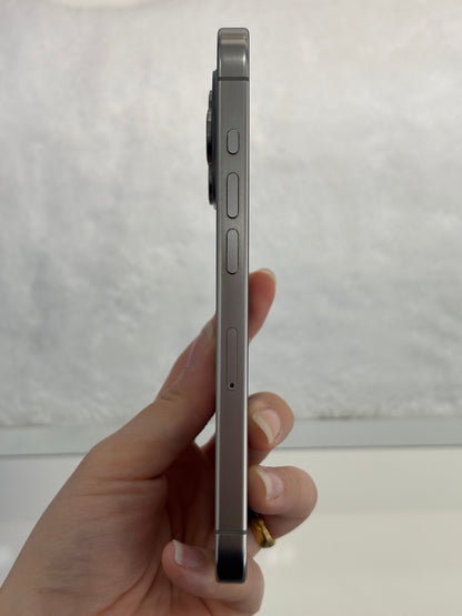 iPhone 15 Pro, 256GB (Grade B) *28777