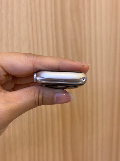 Apple Watch Series 7 (45MM) Cellular, (Grade D) *XJ772