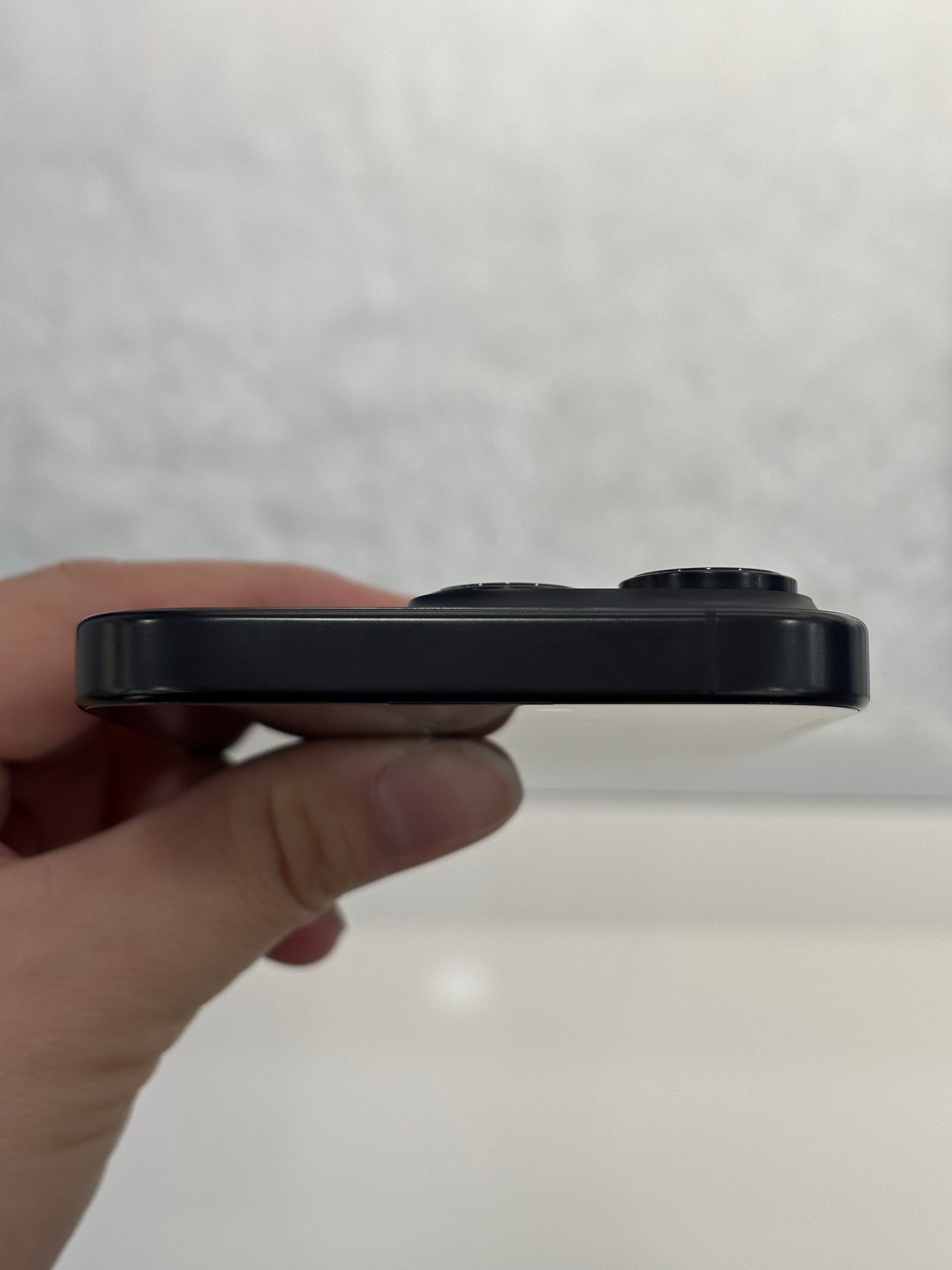 iPhone 16 Pro, 128GB (Grade A) *81373