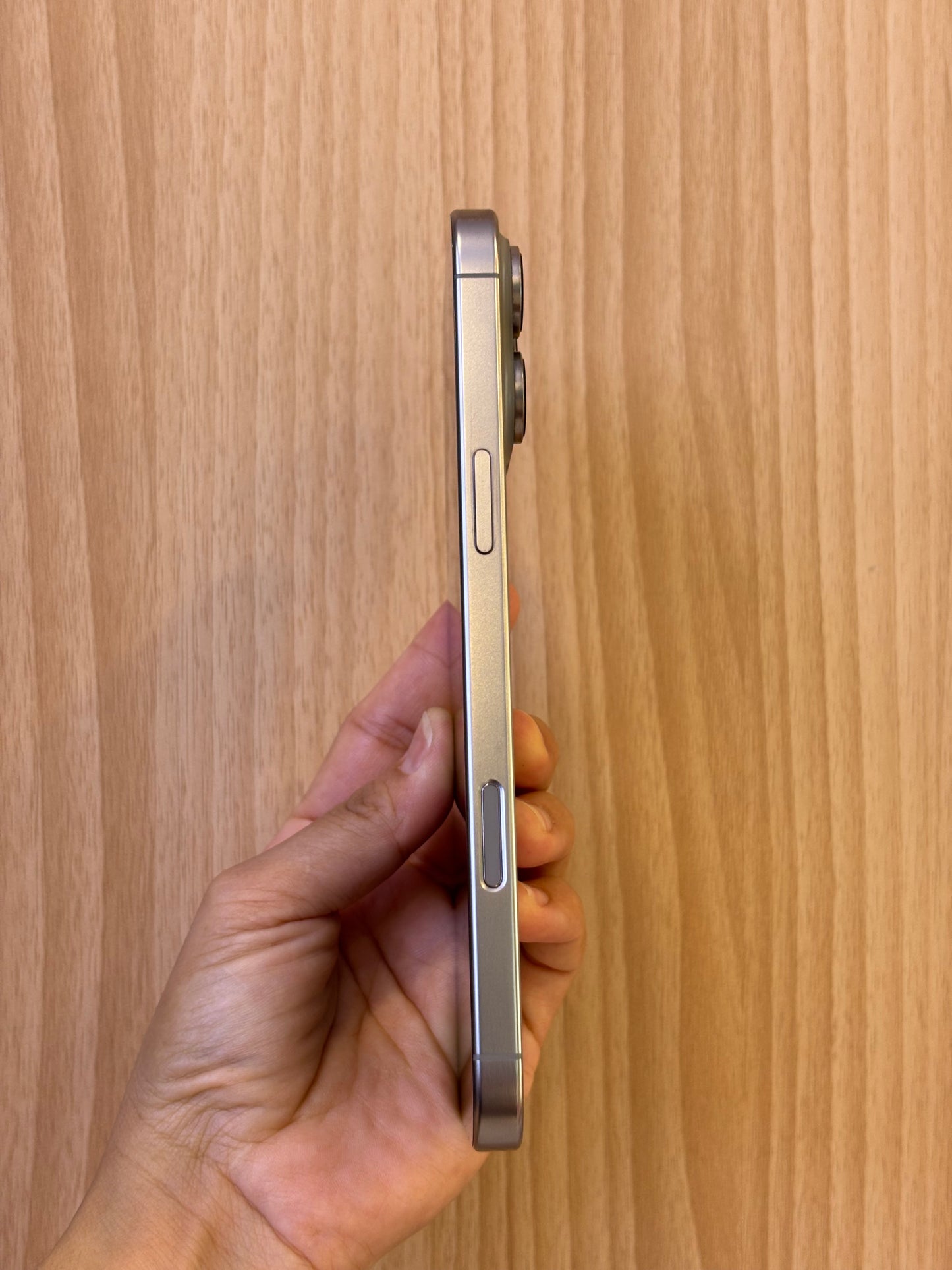 iPhone 16 Pro Max, 256GB (Grade A) *43655