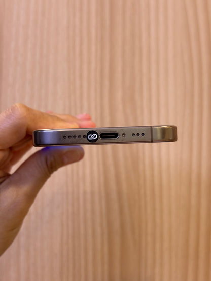 iPhone 16 Pro, 256GB (Grade A) *26196