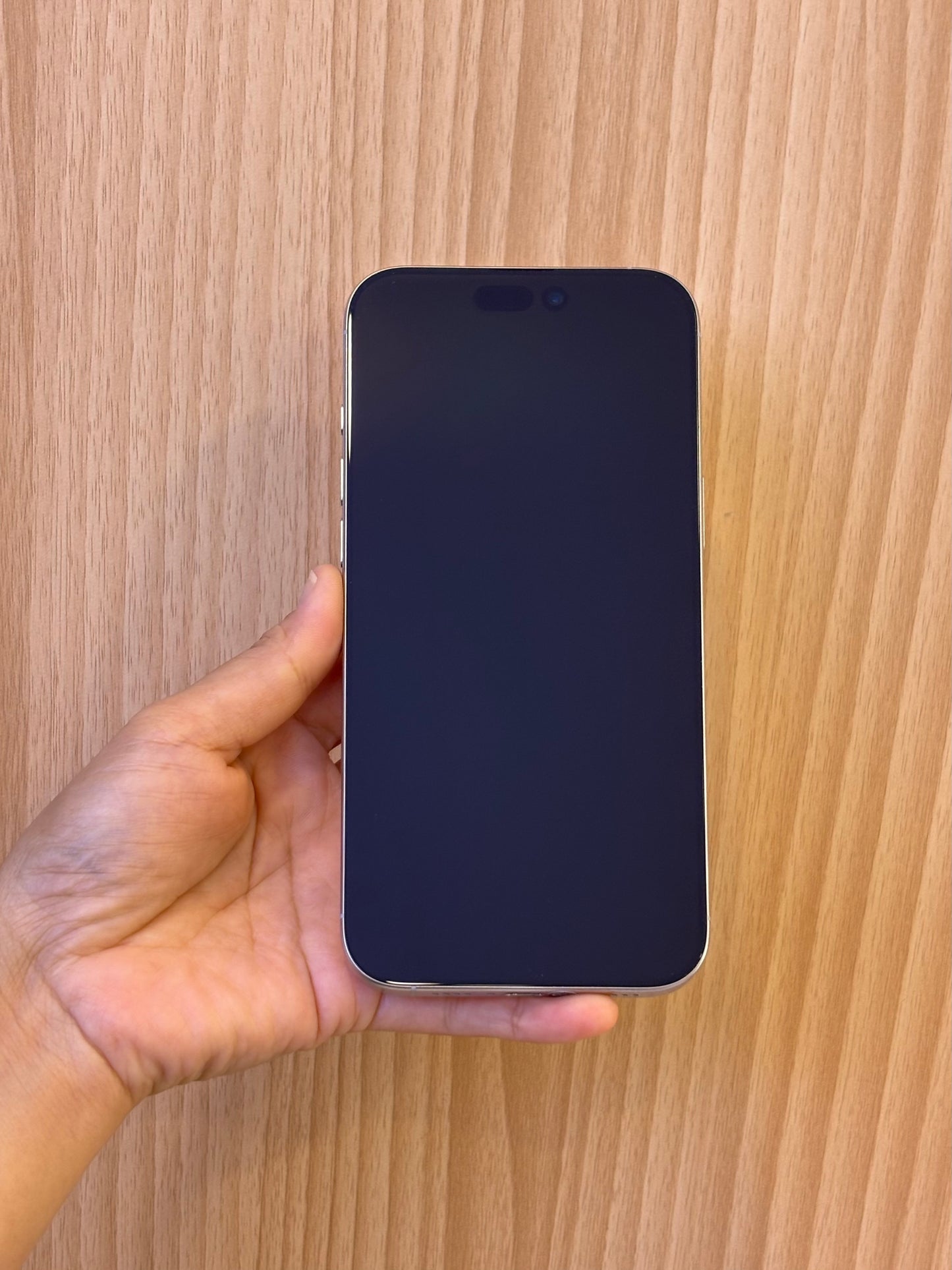 iPhone 16 Pro Max, 256GB (Grade A) *40752