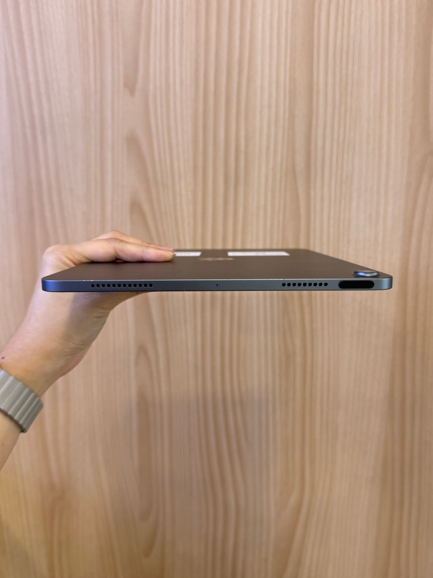iPad Air 5th Wi-Fi, 64GB *FY7FP