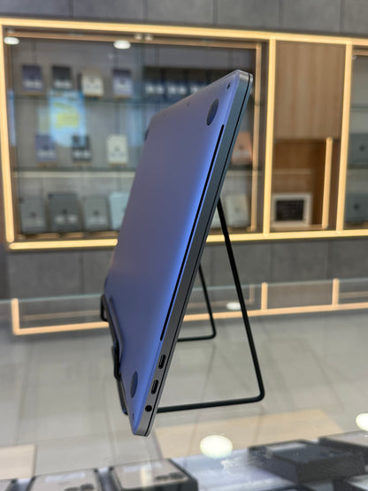 MacBook Pro 13-inch (i5) 2017, 256GB *CHV2L