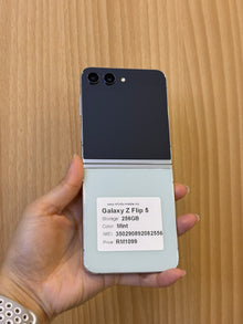 Samsung Galaxy Z Flip 5, 256GB *82556
