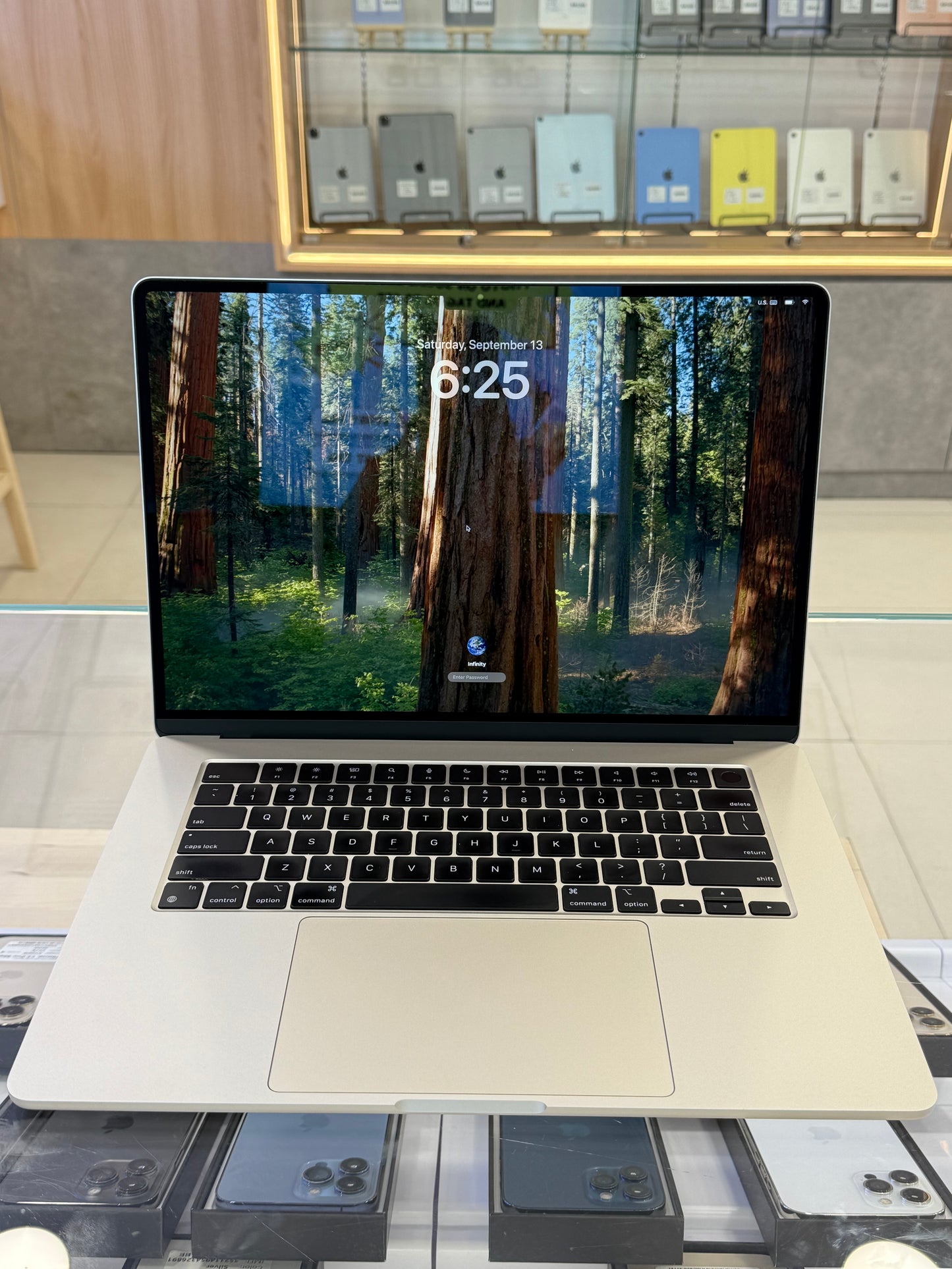 MacBook Air 15-inch (M3) 2024, 512GB *L45X7