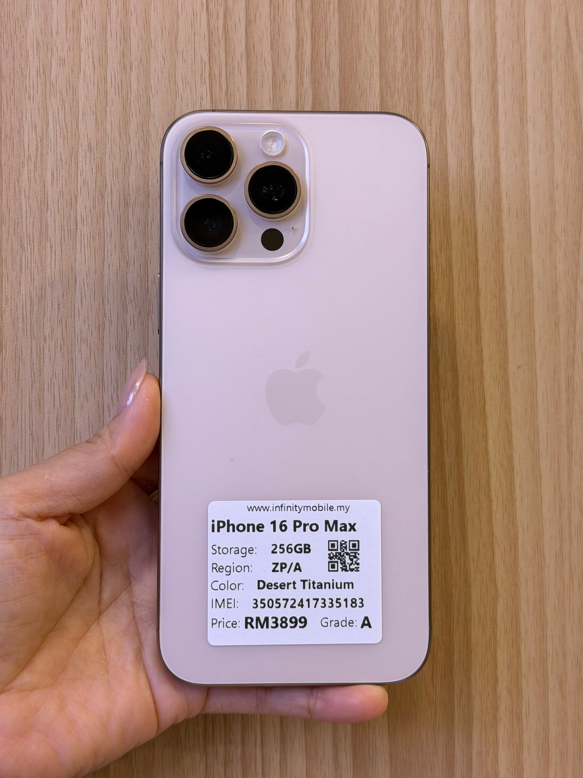 iPhone 16 Pro Max, 256GB (Grade A) *35183