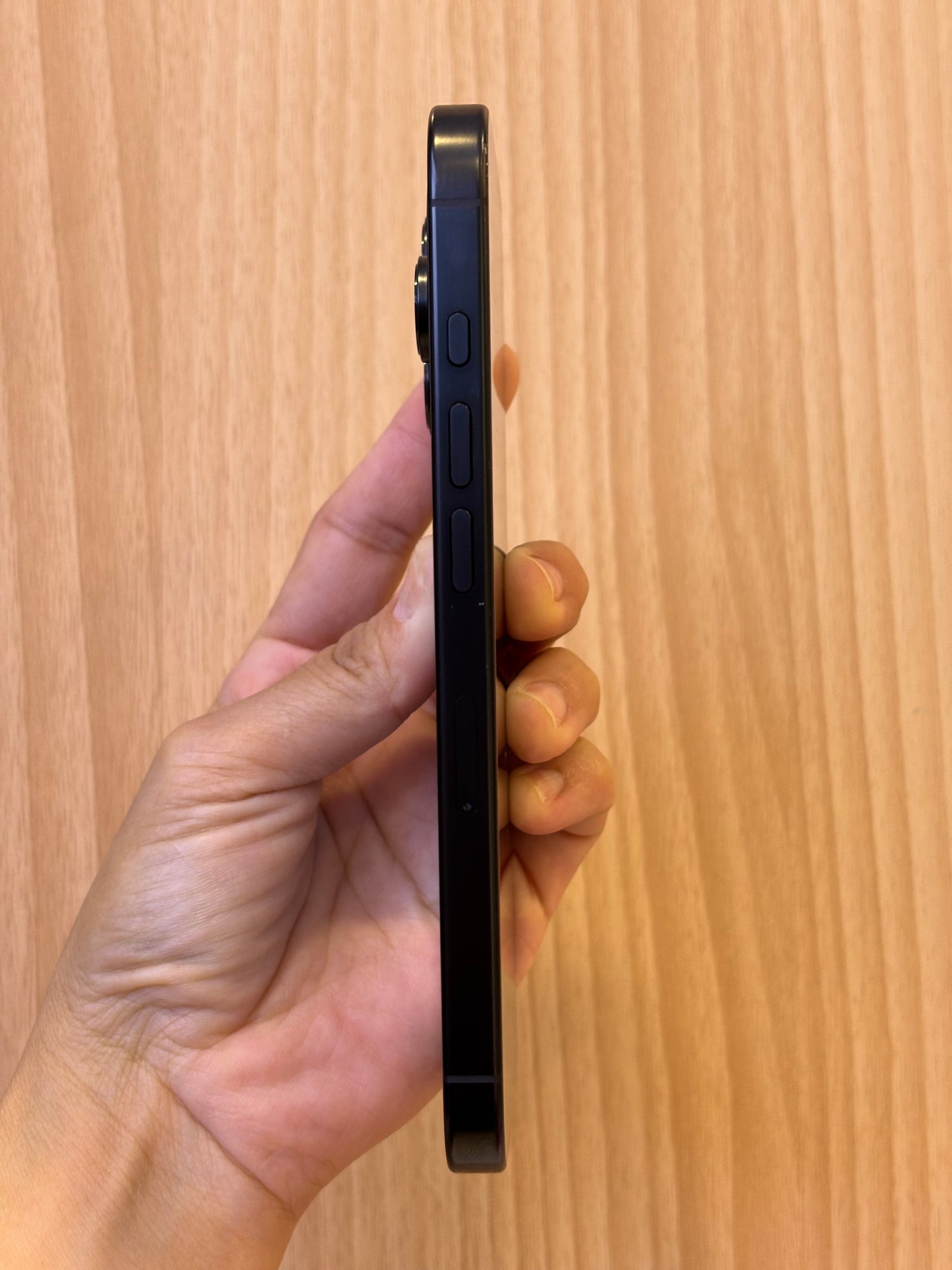 iPhone 16 Pro, 256GB (Grade B) *53605