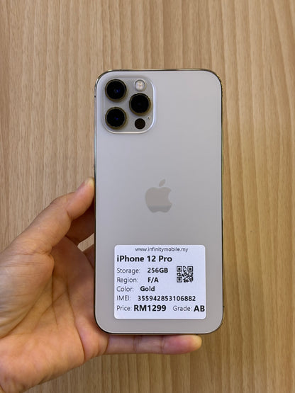 iPhone 12 Pro, 256GB (Grade AB) *06882
