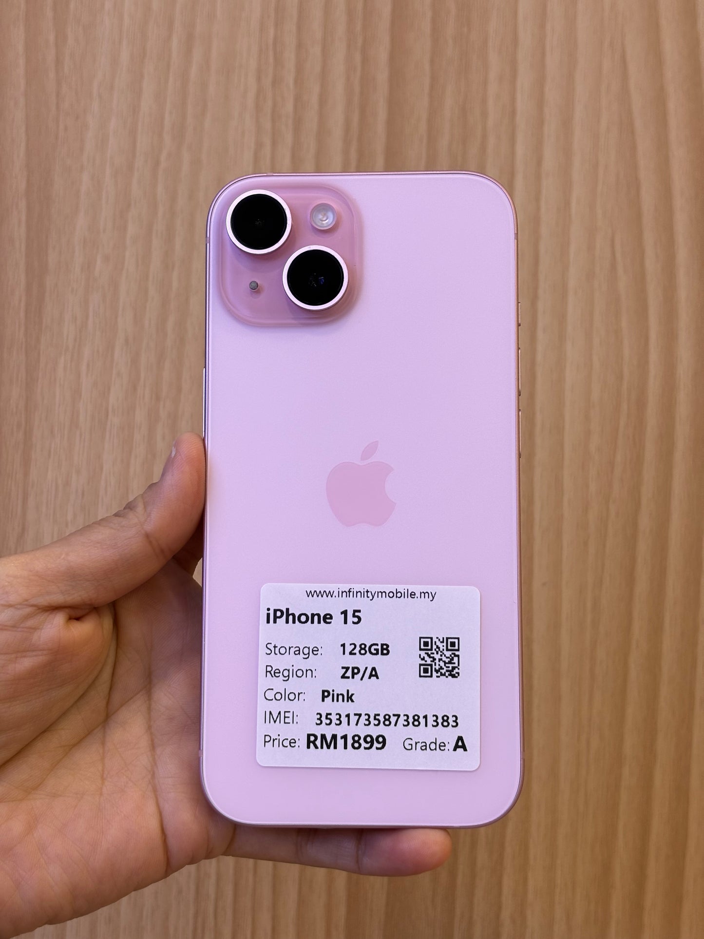 iPhone 15, 128GB (Grade A) *81383