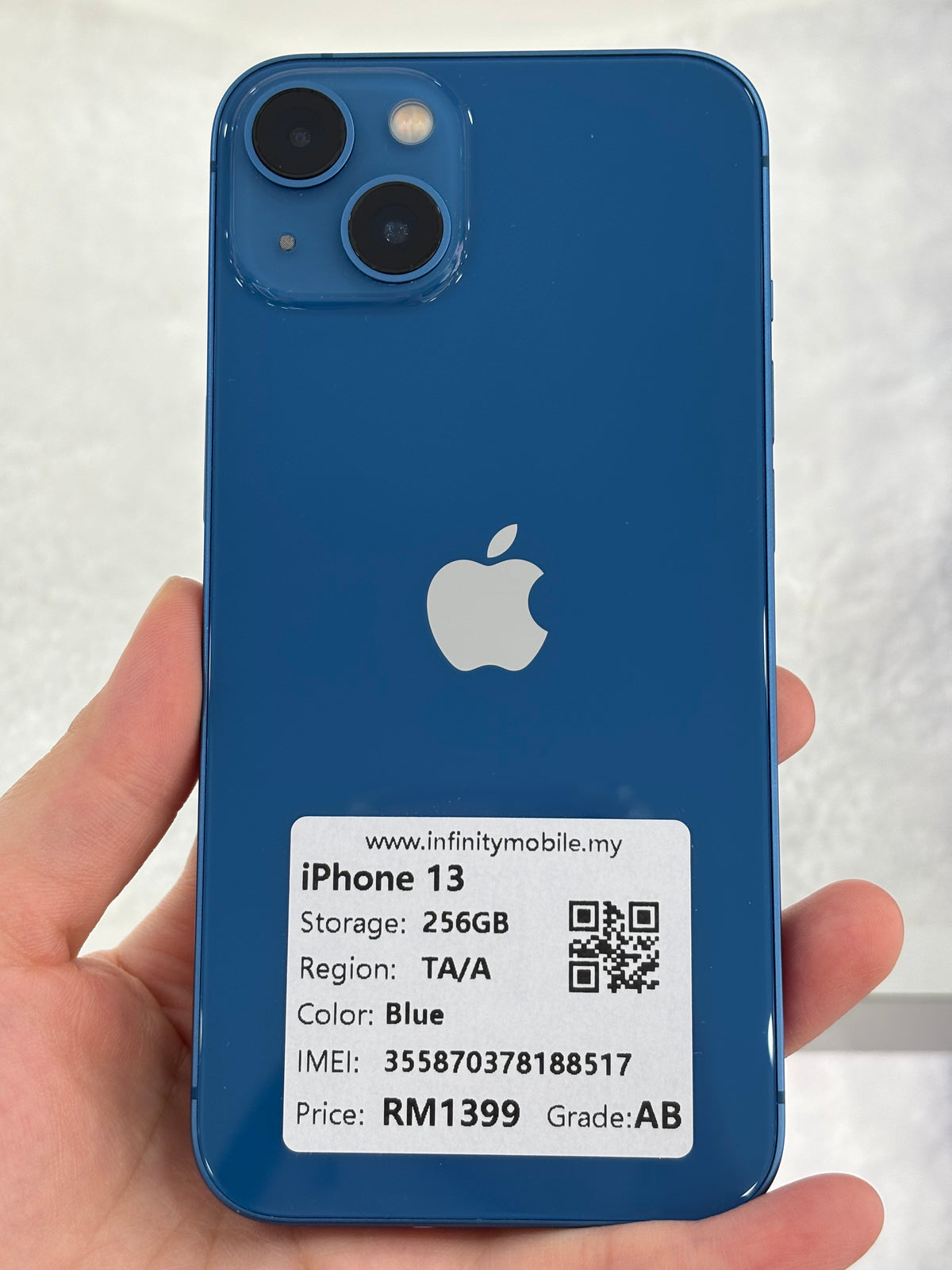 iPhone 13, 256GB (Grade AB) *88517