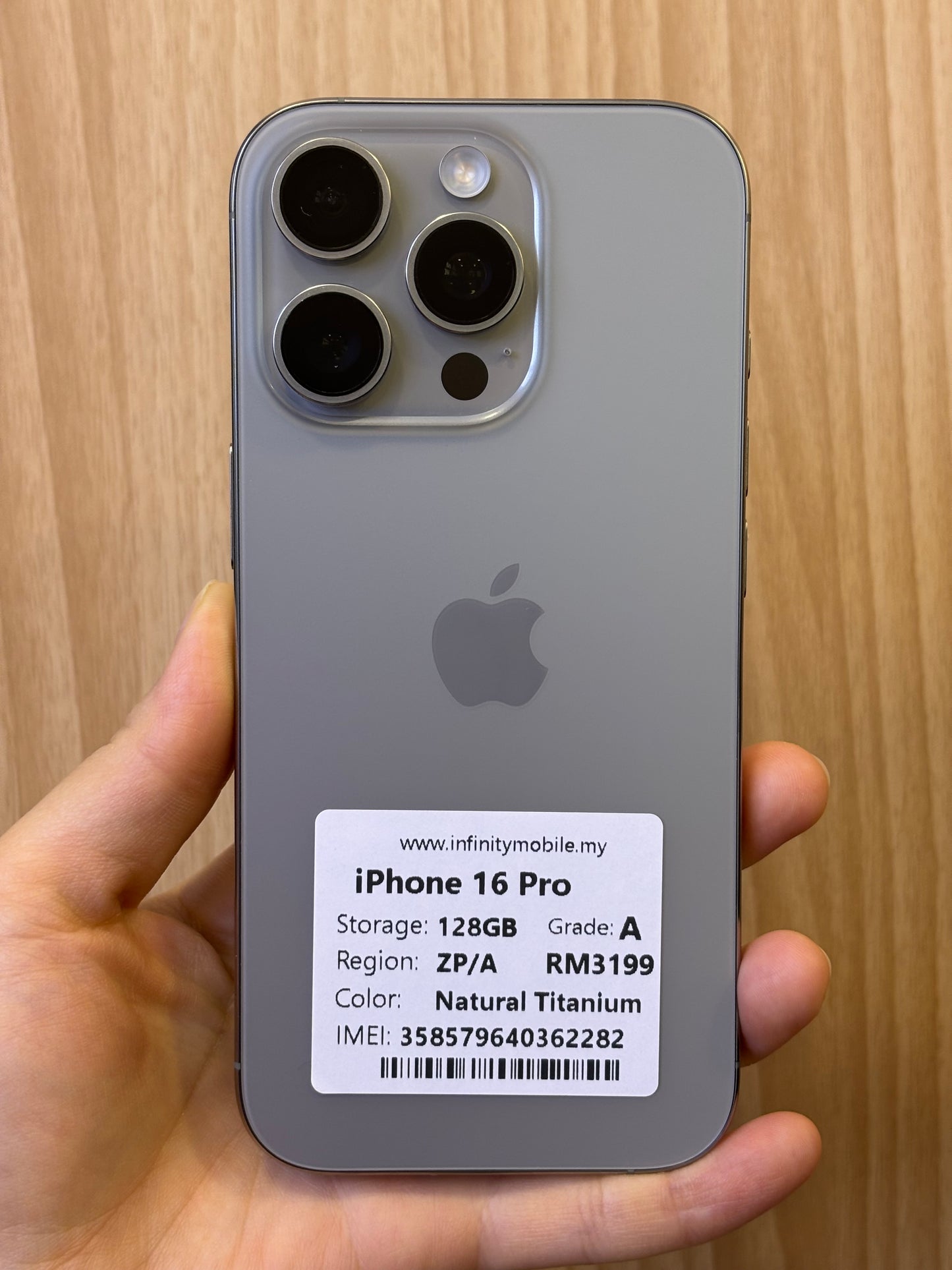 iPhone 16 Pro, 128GB (Grade A) *62282