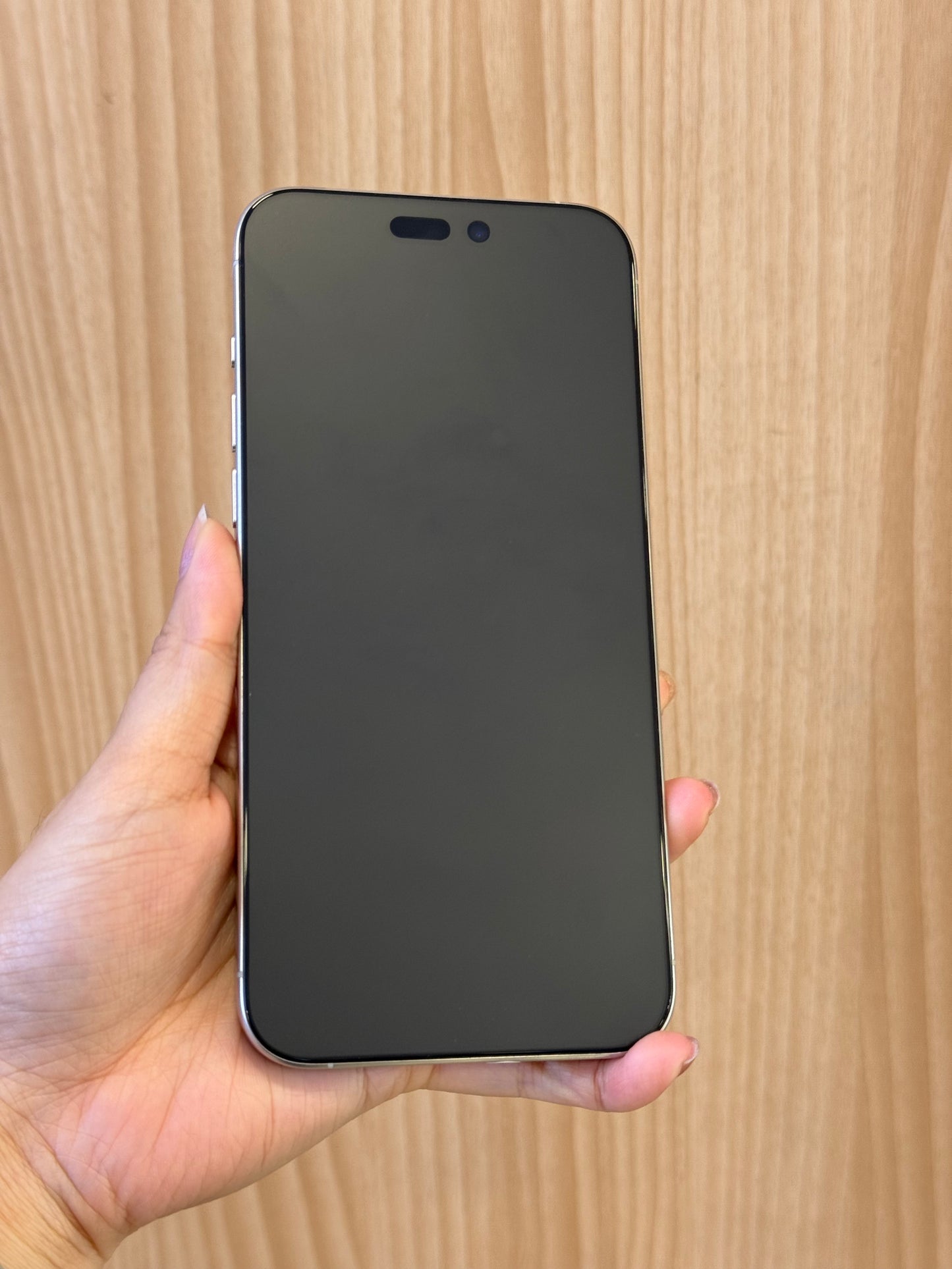 iPhone 15 Pro Max Natural Titanium, 256GB (Grade A) *84433