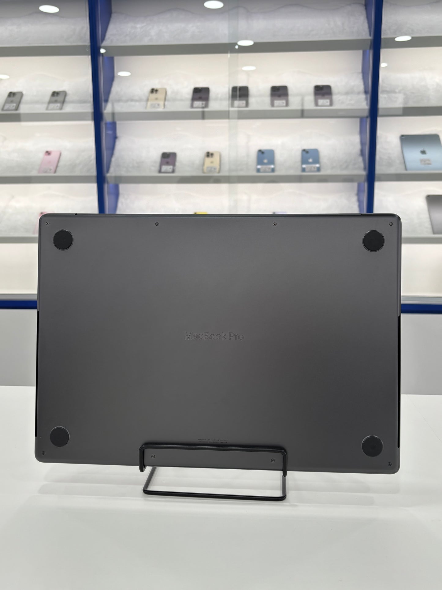 MacBook Pro 16-inch (M3 Pro) 2023, 512GB *D7QYM