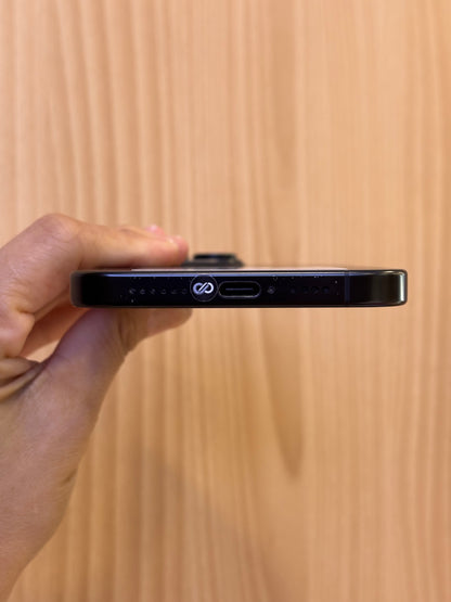 iPhone 16 Pro Max, 1TB (Grade B) *40556
