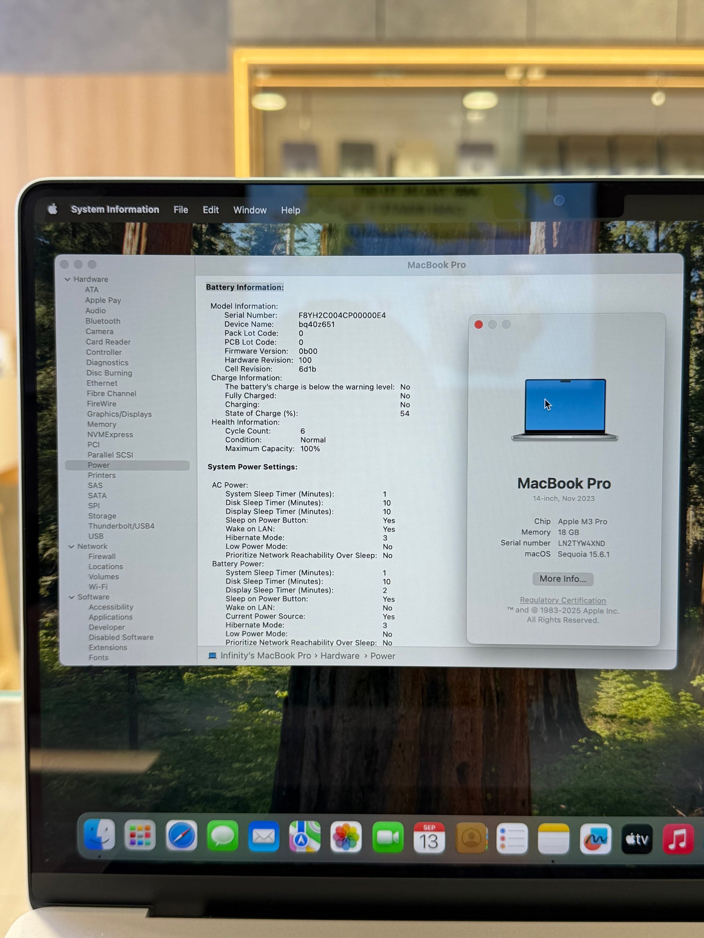 MacBook Pro 14-inch (M3) 2023, 1TB *W4XND