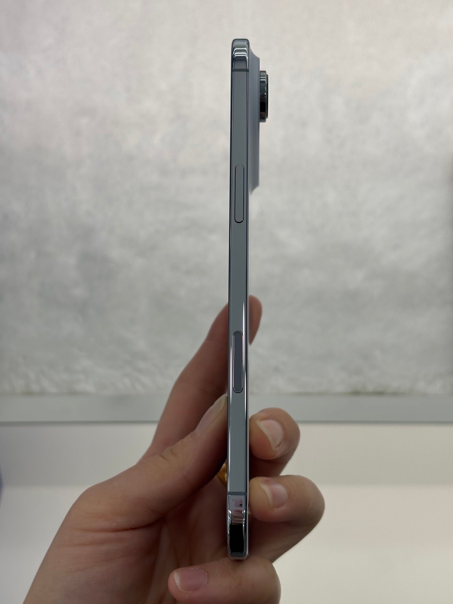 iPhone Air, 256GB (Grade A) *77980