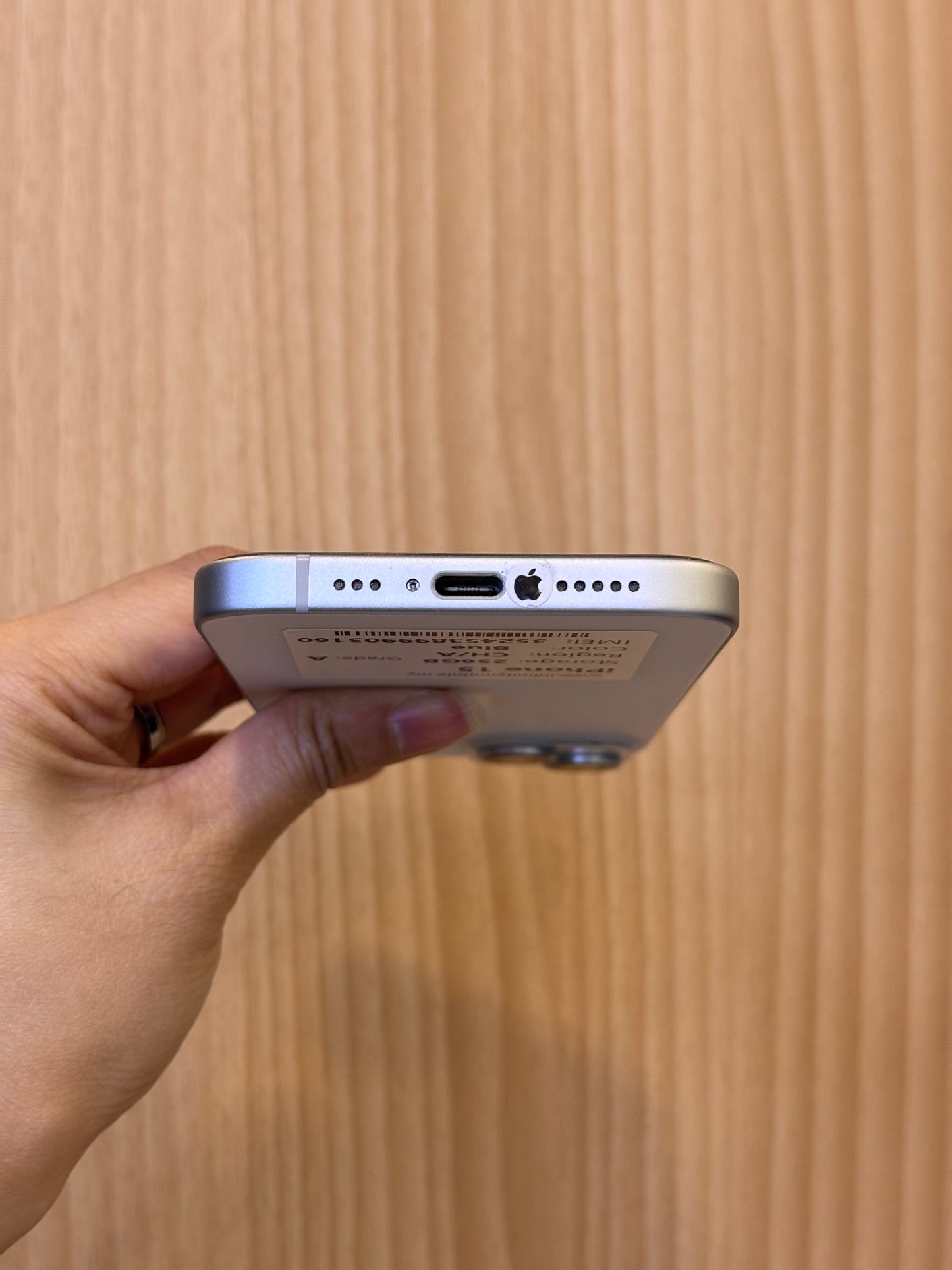 iPhone 15, 256GB (Grade A) *03160