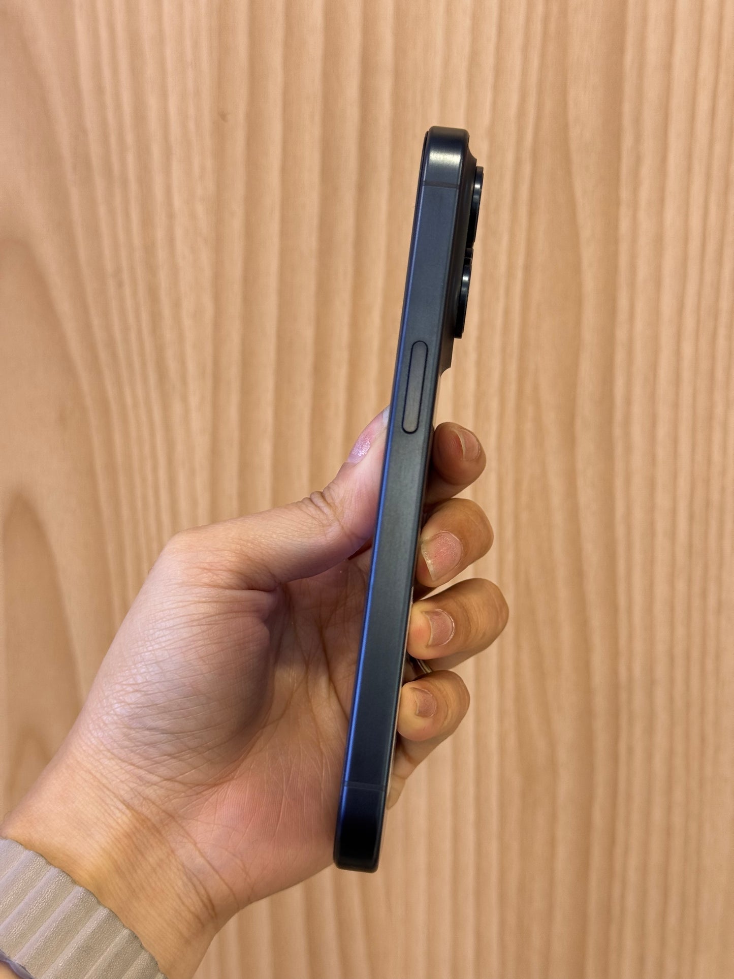 iPhone 15 Pro Blue Titanium, 1TB (Grade A) *17603