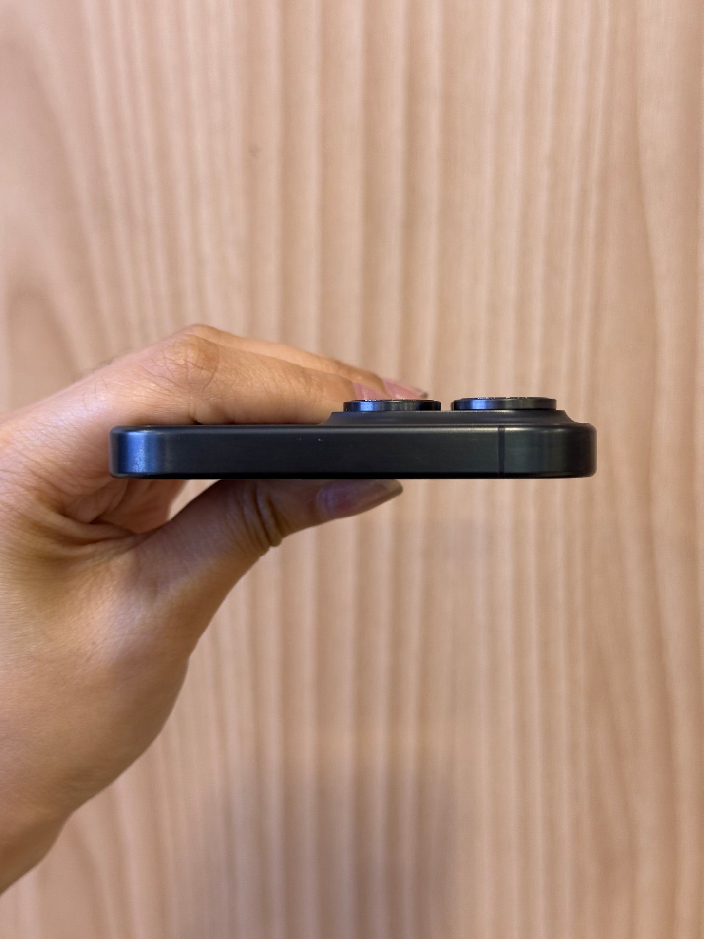 iPhone 15 Pro Max Black Titanium, 1TB (Grade A) *05231