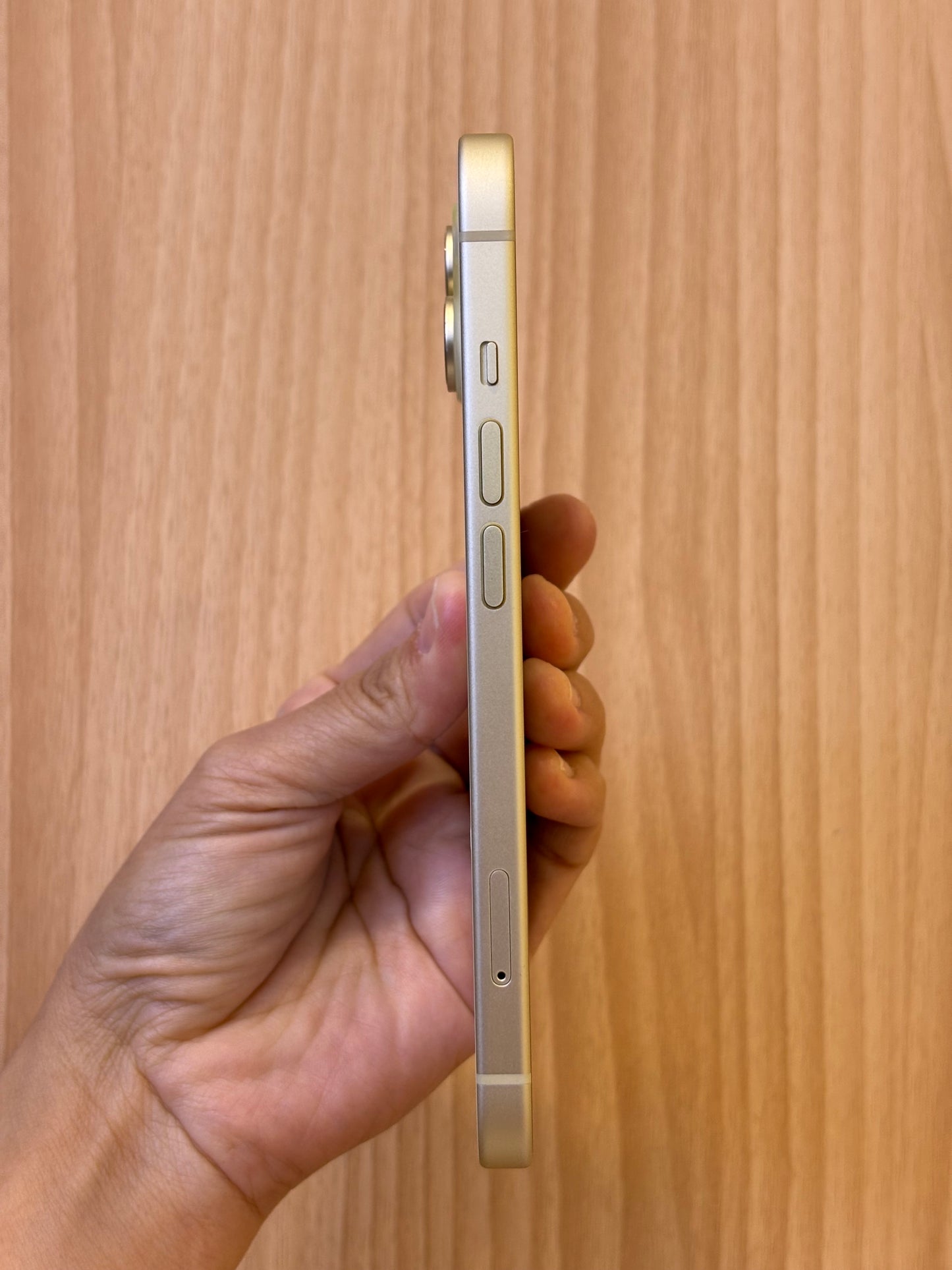 iPhone 15, 256GB (Grade A) *16064