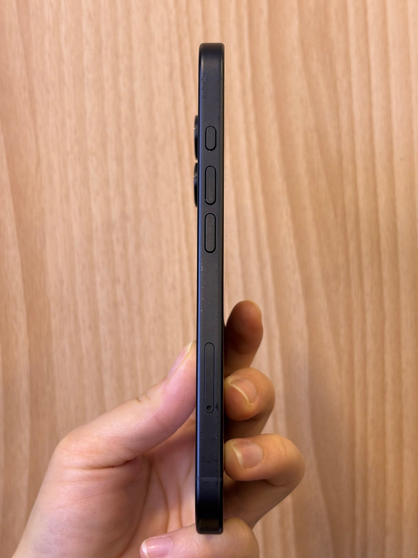 iPhone 16, 128GB (Grade A) *95981