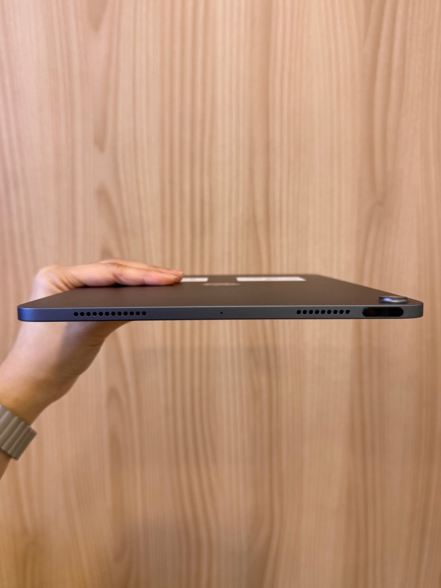 iPad Air 5th Wi-Fi, 64GB *VTXMH