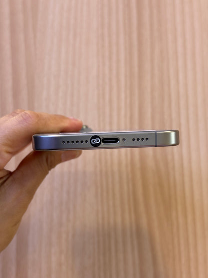 iPhone 16 Pro Max, 256GB (Grade A) *43655