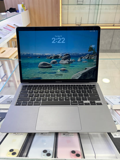 MacBook Air 13-inch (M1) 2020, 256GB *21WFV