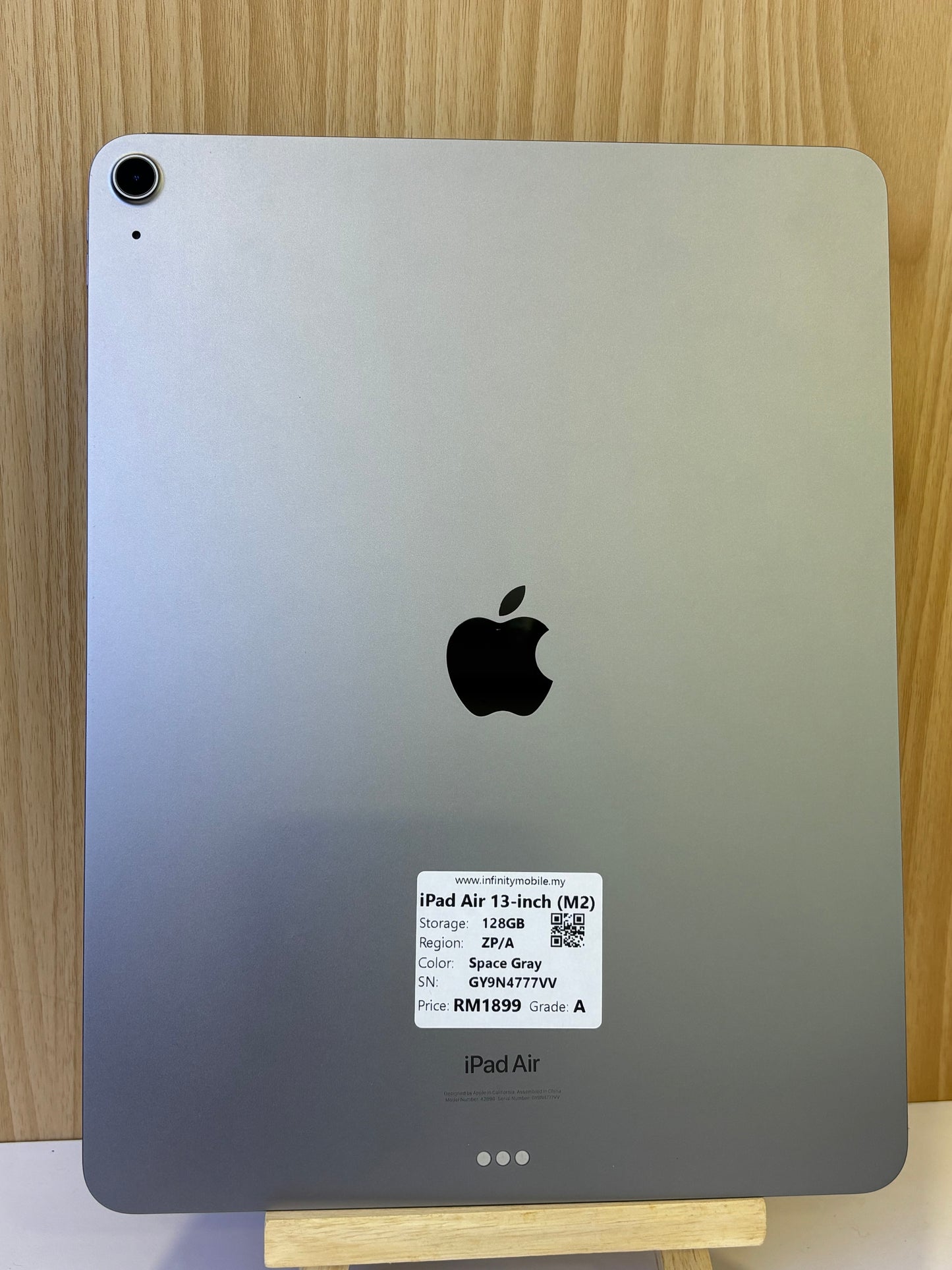 iPad Air 13-inch (M2) Wi-Fi, 128GB    (Grade A) *777VV
