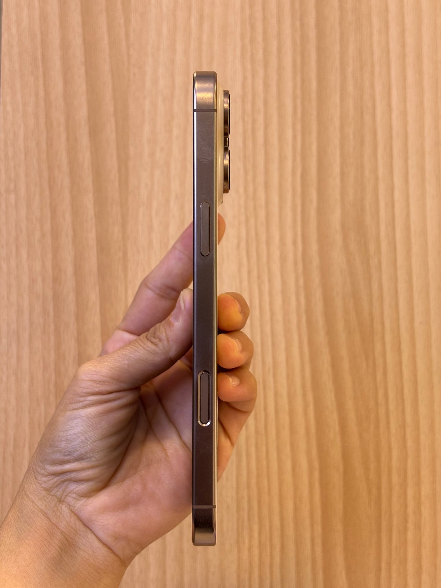 iPhone 16 Pro Max, 512GB (Grade A) *38340