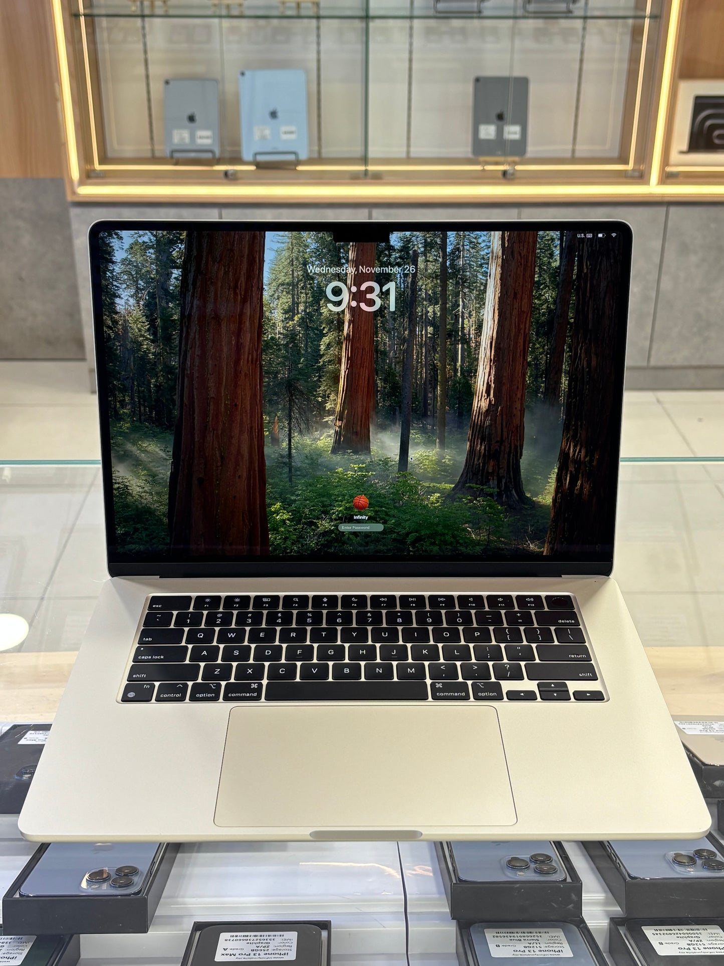 MacBook Air 15-inch (M3) 2024, 512GB *V1YFQ