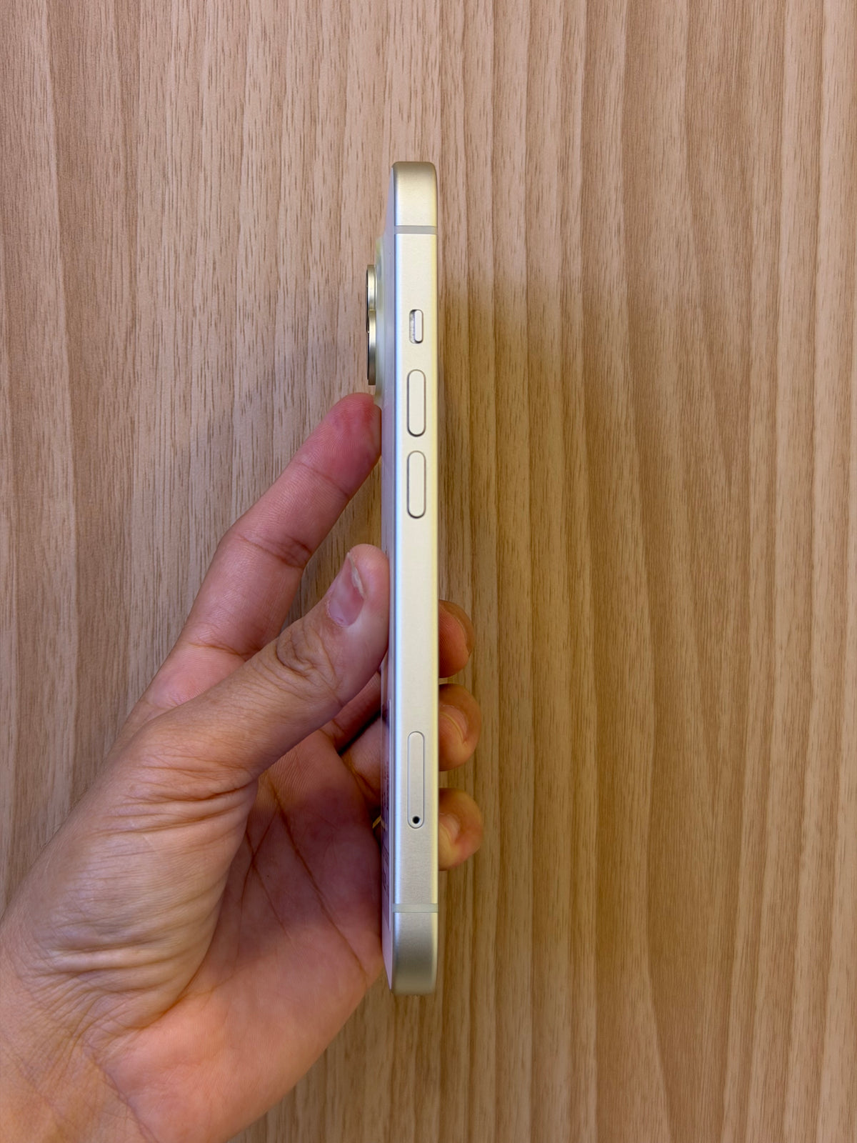 iPhone 15, 256GB (Grade A) *69277