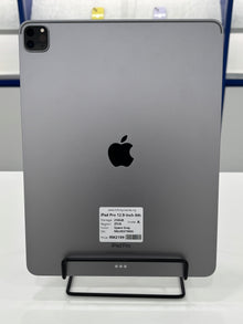 iPad Pro 12.9-inch 6th Wi-Fi, 256GB (Grade A) *V79M6